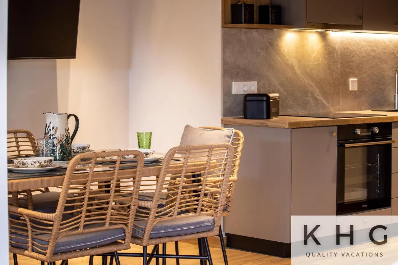 Seaside Ground Floor Elegant Suite In Fiskardo! 20 Steps From Zavalata Beach! 0*, Fiskardo Greece