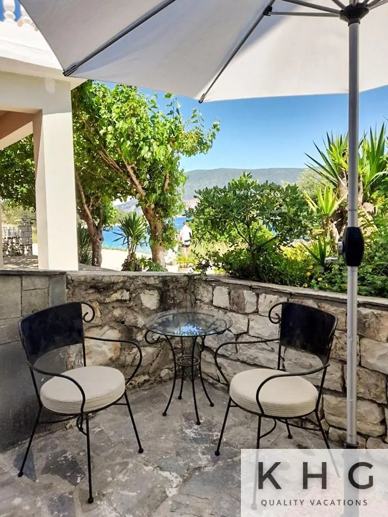 Seaside Ground Floor Elegant Suite In Fiskardo! 20 Steps From Zavalata Beach! Apartment Fiskardo